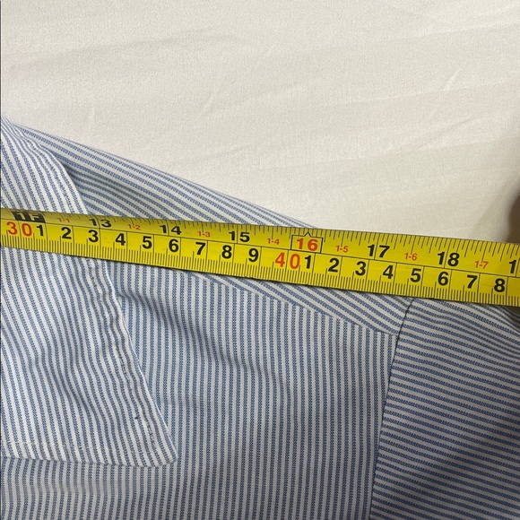 Vintage Men's Light Blue Striped Short Sleeve Button-Down Shirt - Picture 5 of 8